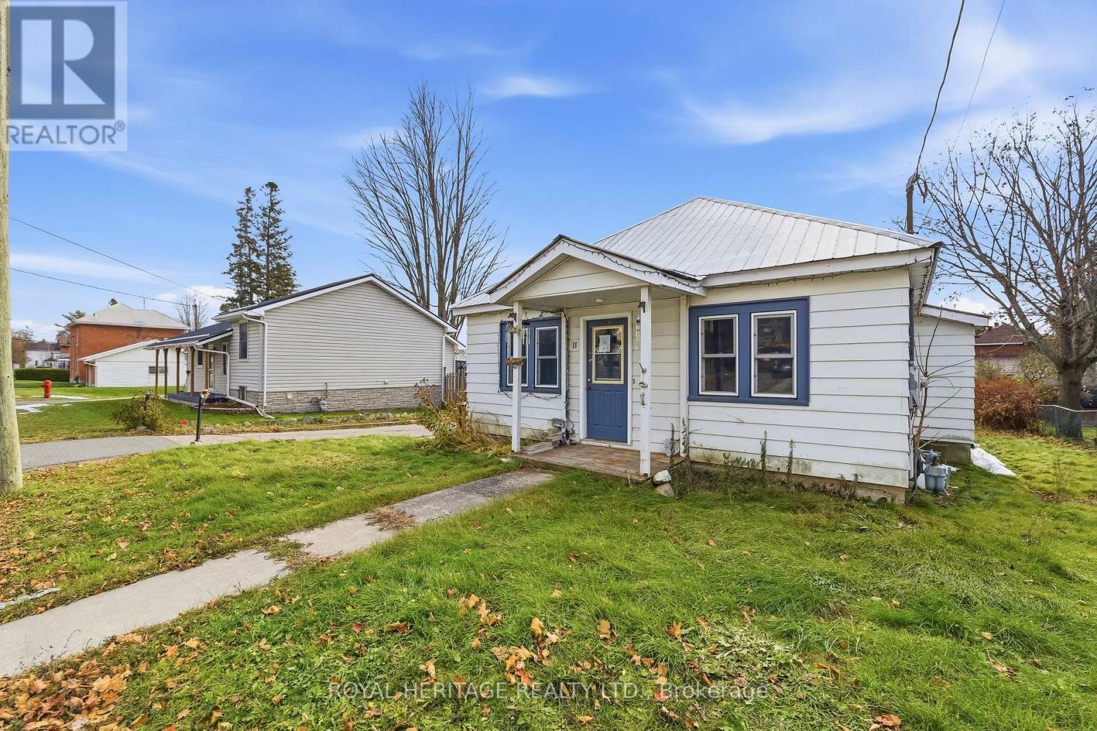 11 Donald Street, Havelock-Belmont-Methuen, Ontario K0L 1Z0 - Photo 2 - X12555006