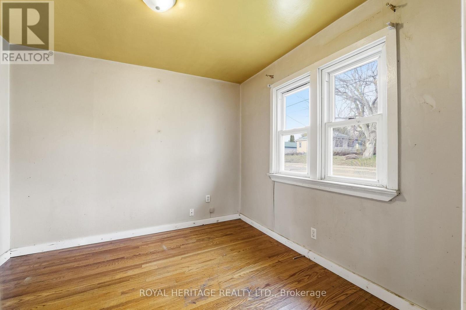 11 Donald Street, Havelock-Belmont-Methuen, Ontario K0L 1Z0 - Photo 9 - X12555006