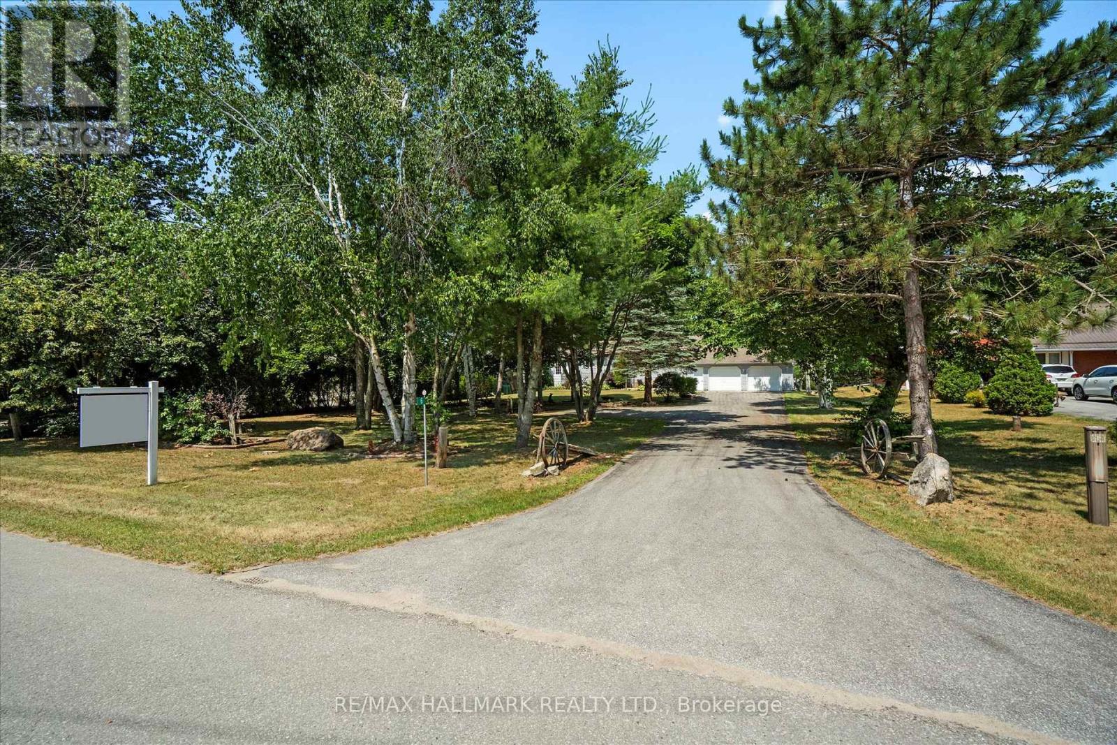 6 Evans Drive, Kawartha Lakes, Ontario  K0M 1N0 - Photo 5 - X12359344