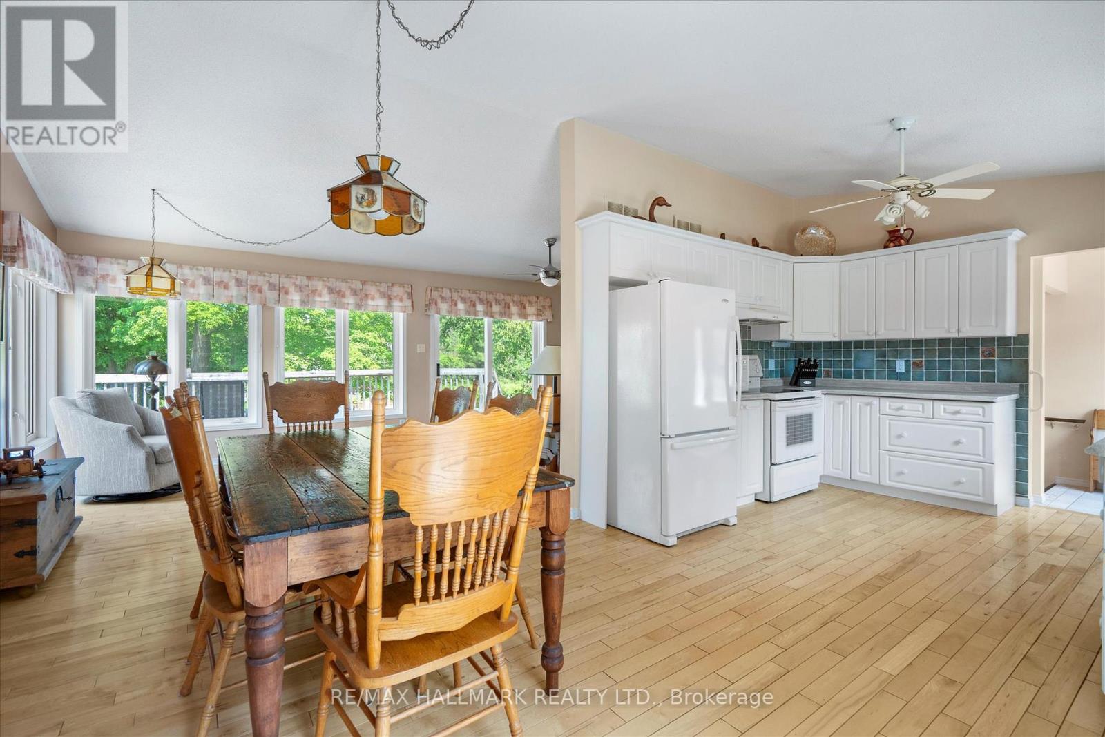 6 Evans Drive, Kawartha Lakes, Ontario  K0M 1N0 - Photo 20 - X12359344