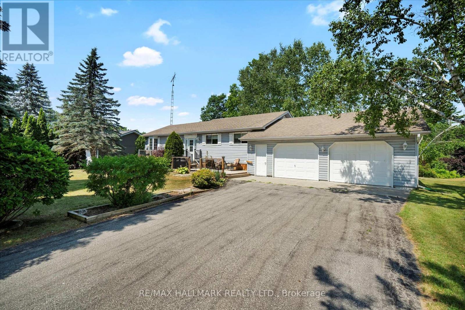 6 Evans Drive, Kawartha Lakes, Ontario  K0M 1N0 - Photo 7 - X12359344