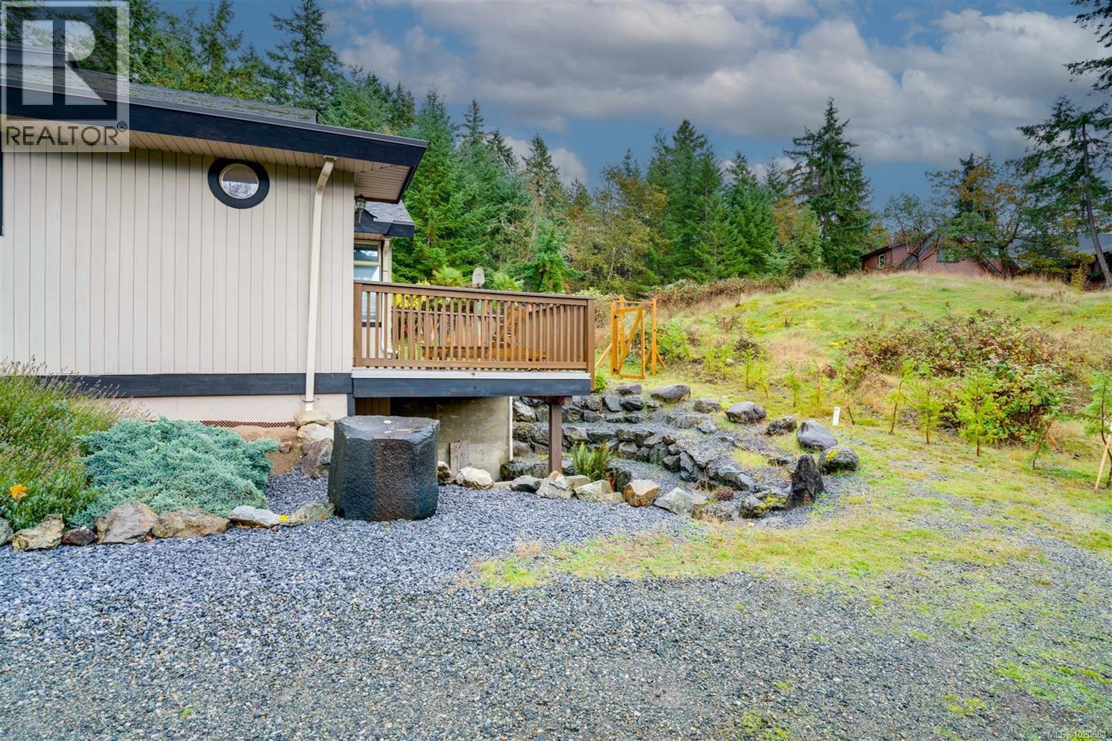 Property at 2310 Garry Oak Dr image 5