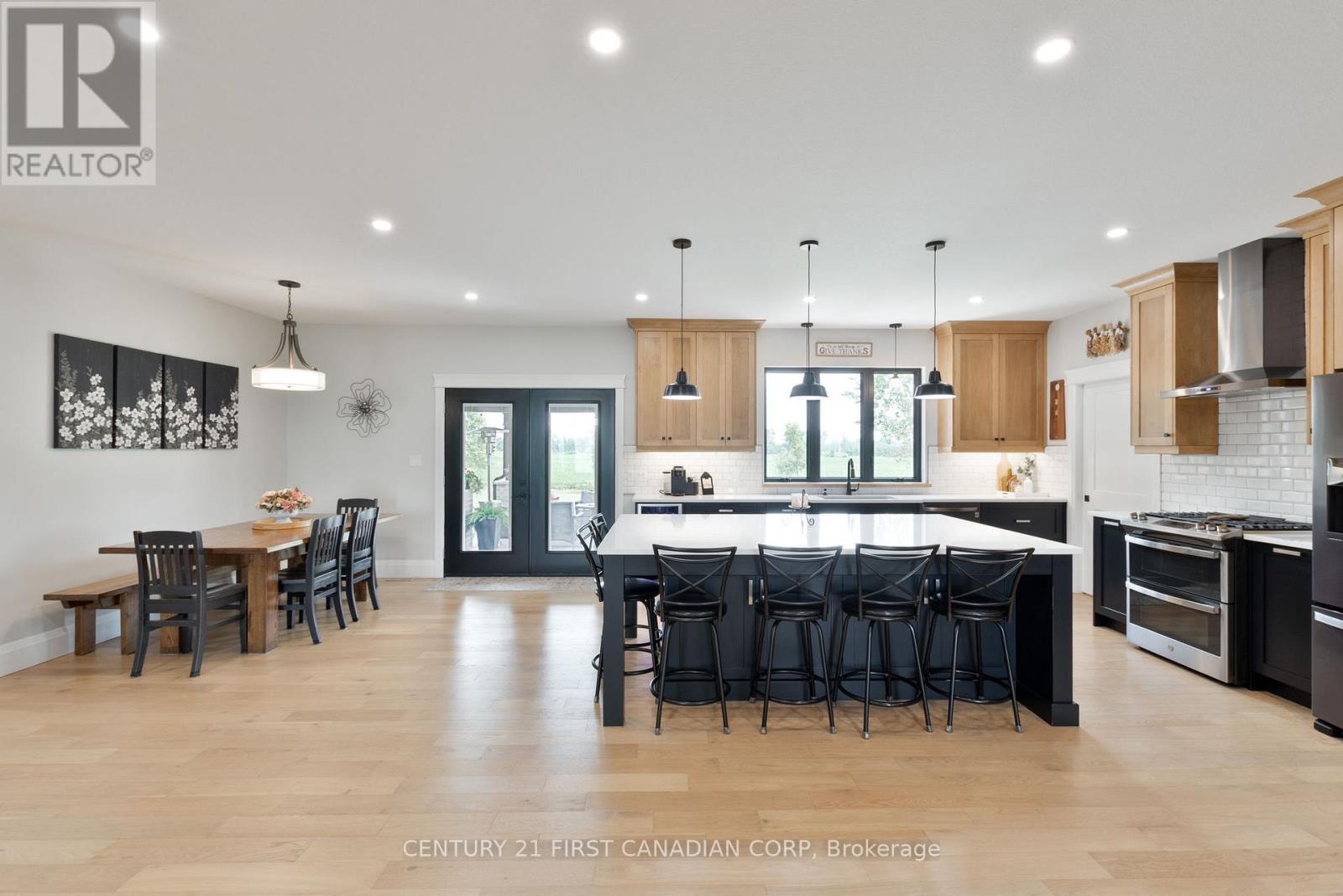 8848 Walker Road, Malahide, Ontario  N5H 2R1 - Photo 12 - X12555054