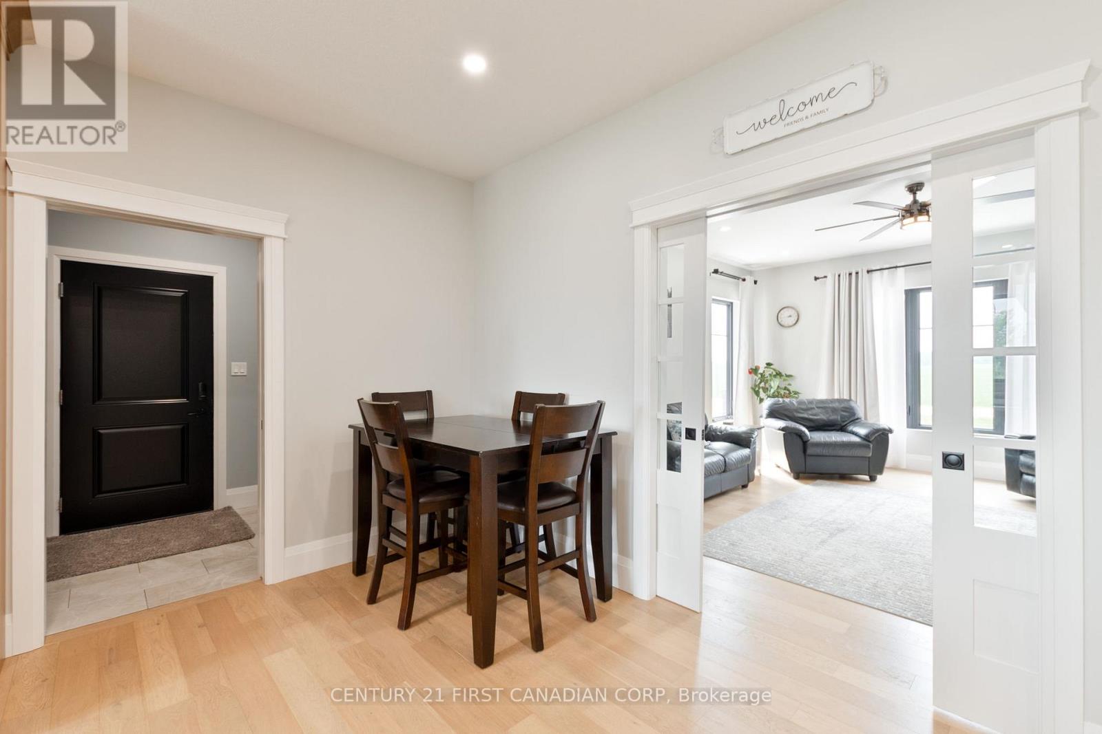 8848 Walker Road, Malahide, Ontario  N5H 2R1 - Photo 16 - X12555054