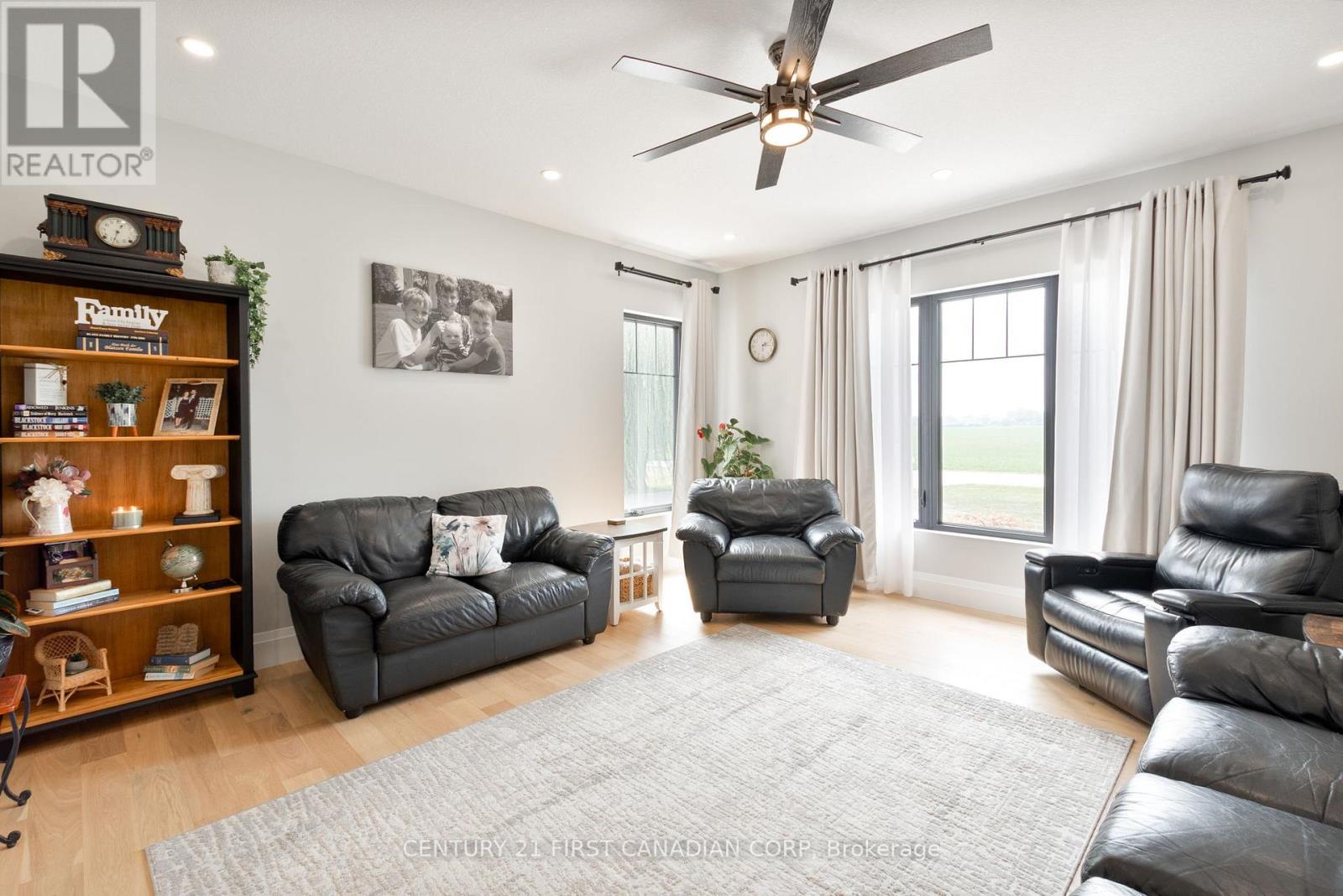 8848 Walker Road, Malahide, Ontario  N5H 2R1 - Photo 17 - X12555054