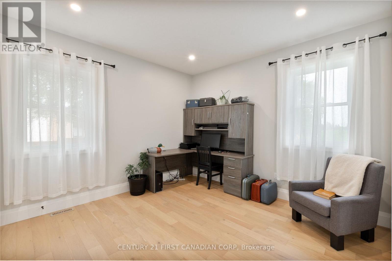 8848 Walker Road, Malahide, Ontario  N5H 2R1 - Photo 22 - X12555054