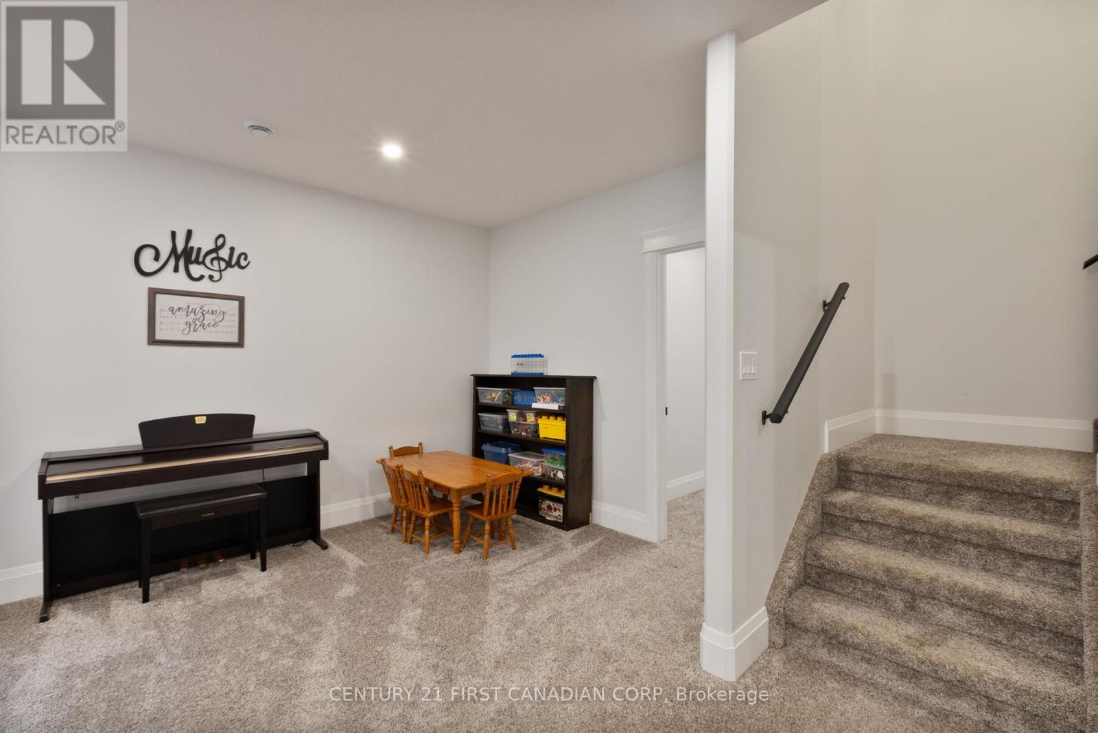 8848 Walker Road, Malahide, Ontario  N5H 2R1 - Photo 25 - X12555054