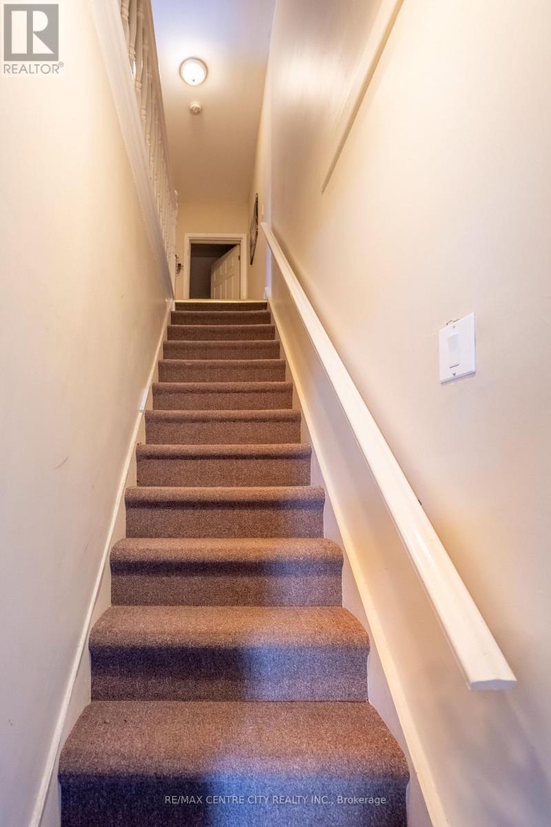 69 Watert Street S, St. Marys, Ontario  N4X 1A3 - Photo 14 - X12555116