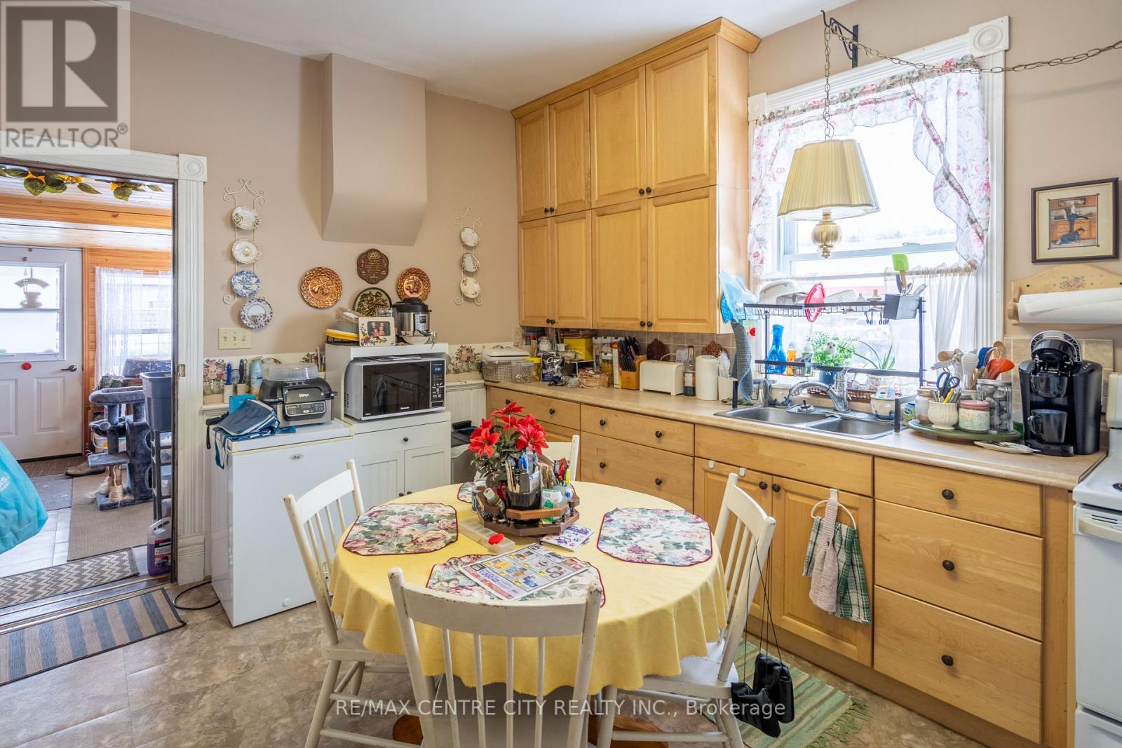 69 Watert Street S, St. Marys, Ontario  N4X 1A3 - Photo 23 - X12555116