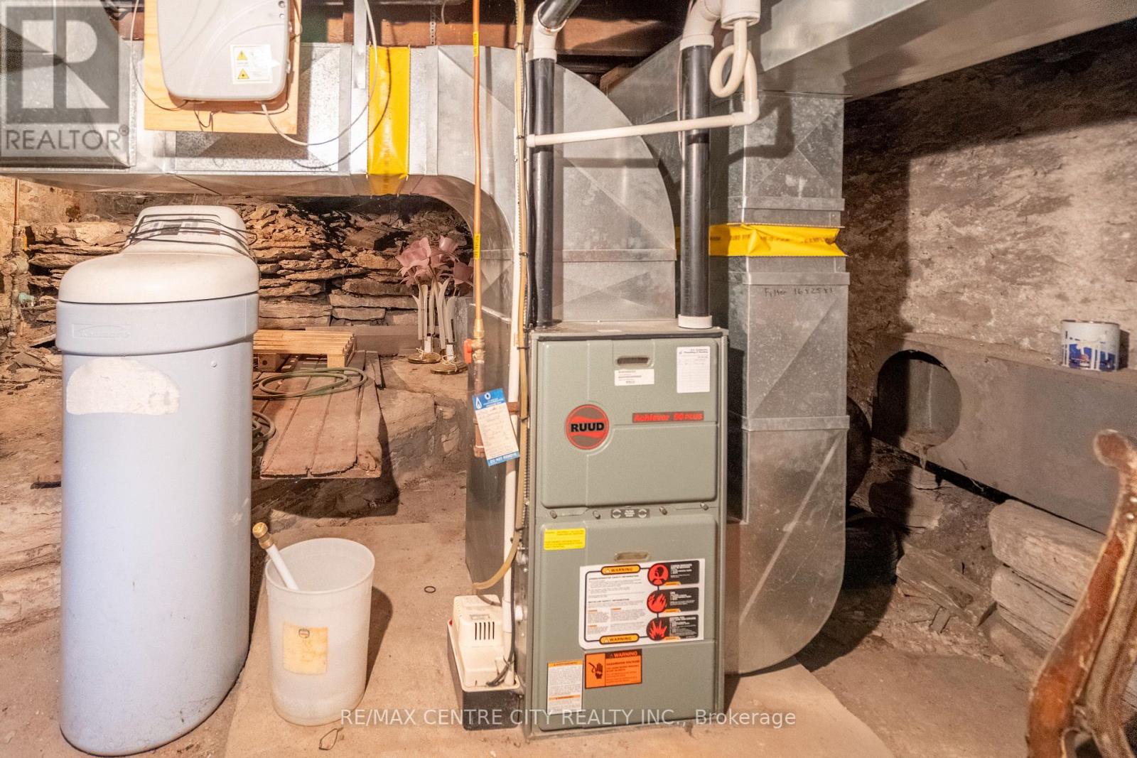 69 Watert Street S, St. Marys, Ontario  N4X 1A3 - Photo 32 - X12555116