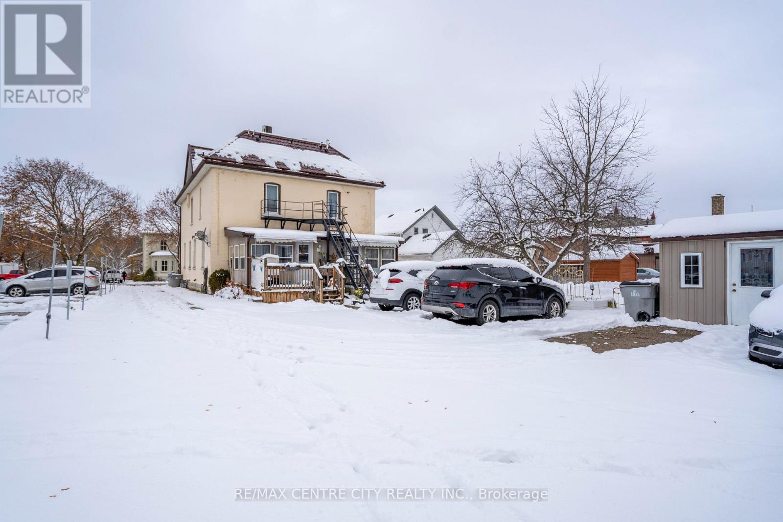 69 Watert Street S, St. Marys, Ontario  N4X 1A3 - Photo 4 - X12555116