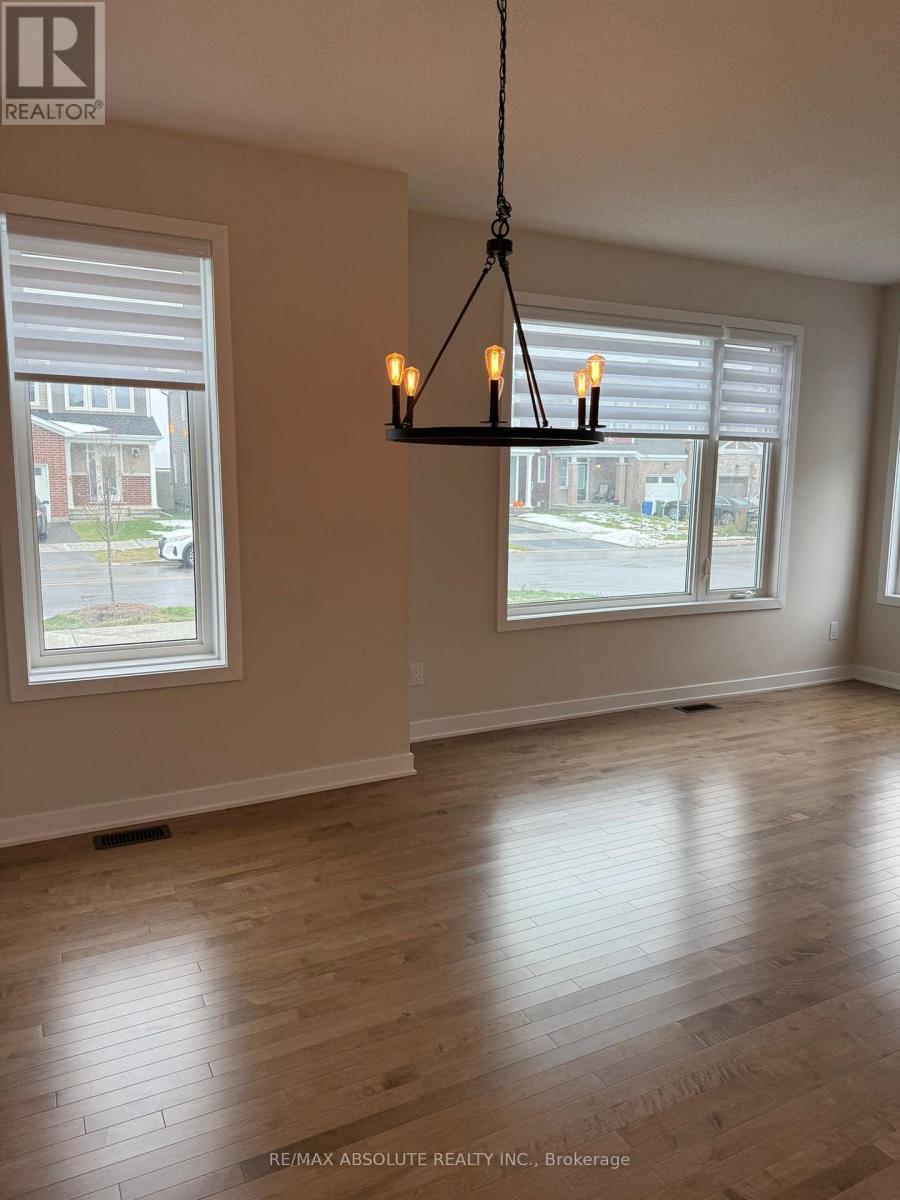 506 Oldenburg Avenue, Ottawa, Ontario  K0A 2Z0 - Photo 3 - X12555012