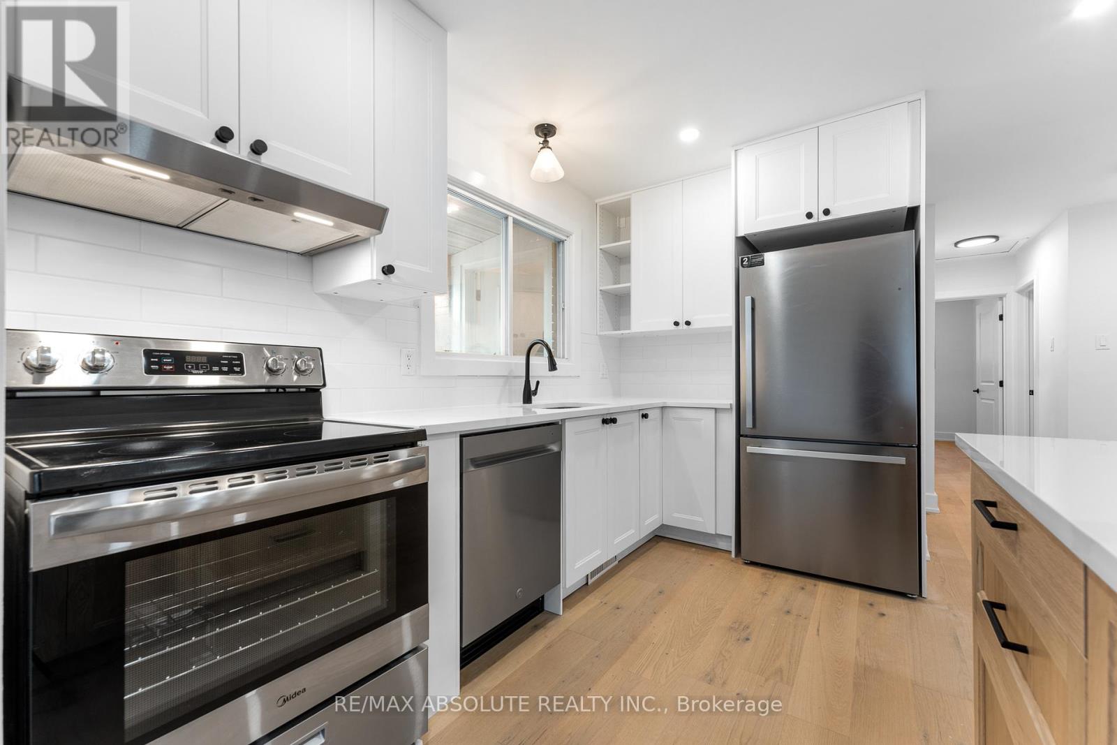 14 Mulvagh Avenue, Ottawa, Ontario K2E 6M6 - Photo 10 - X12555120