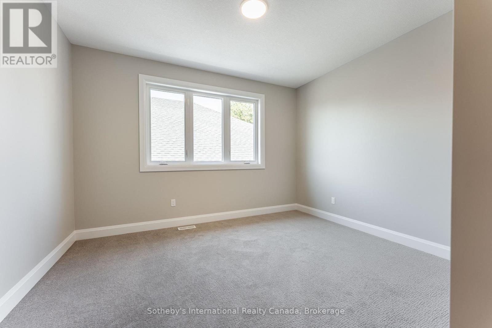 81 Cedar Street, Brant, Ontario  N3L 4G1 - Photo 7 - X12555026