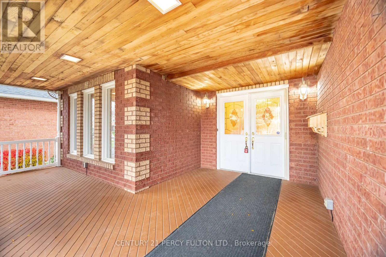 746 Beatty Crescent, Cobourg, Ontario  K9A 5K7 - Photo 2 - X12554684