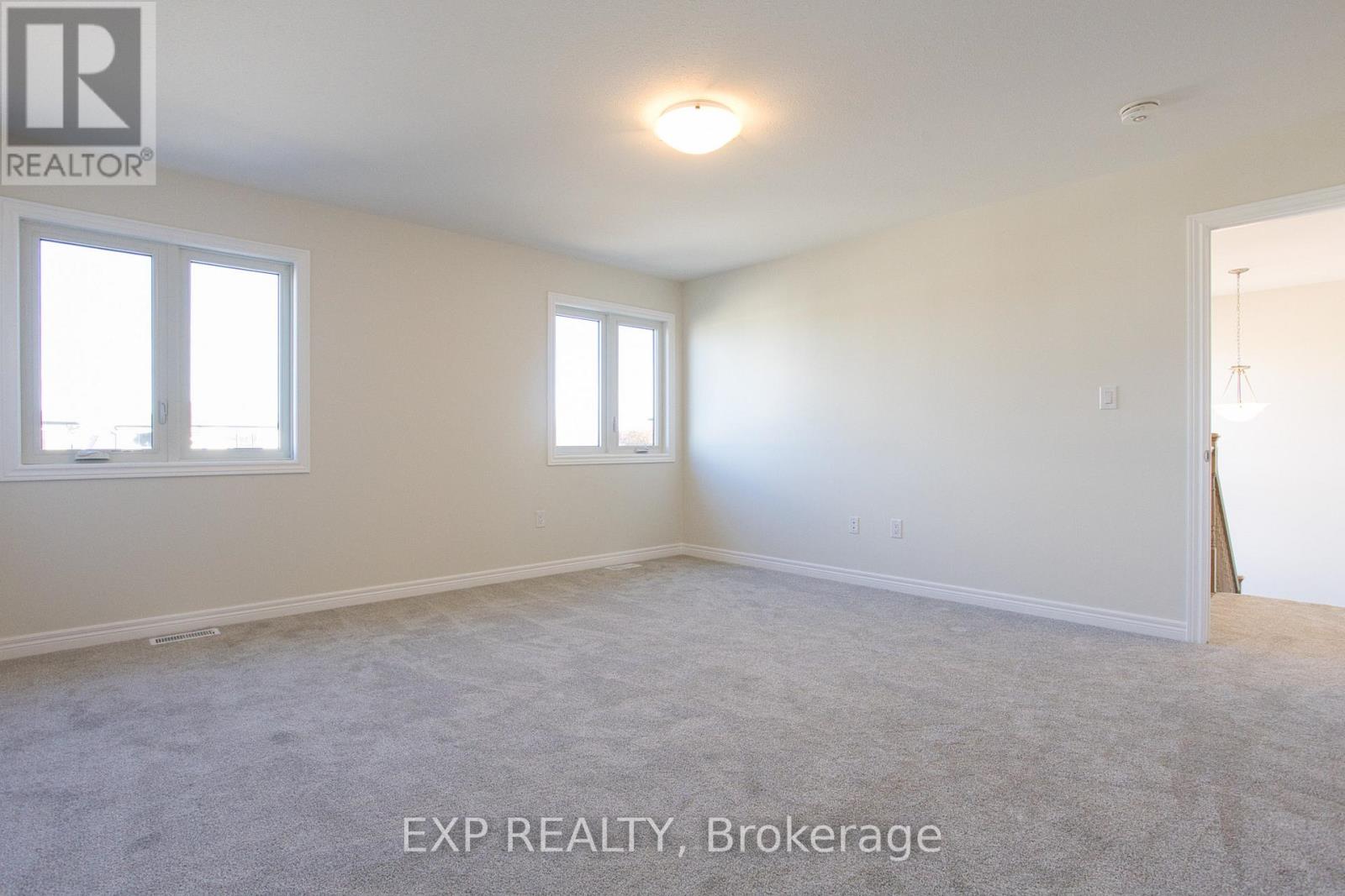 Upper - 20 Elvira Way, Thorold, Ontario  L2V 0M7 - Photo 25 - X12554856