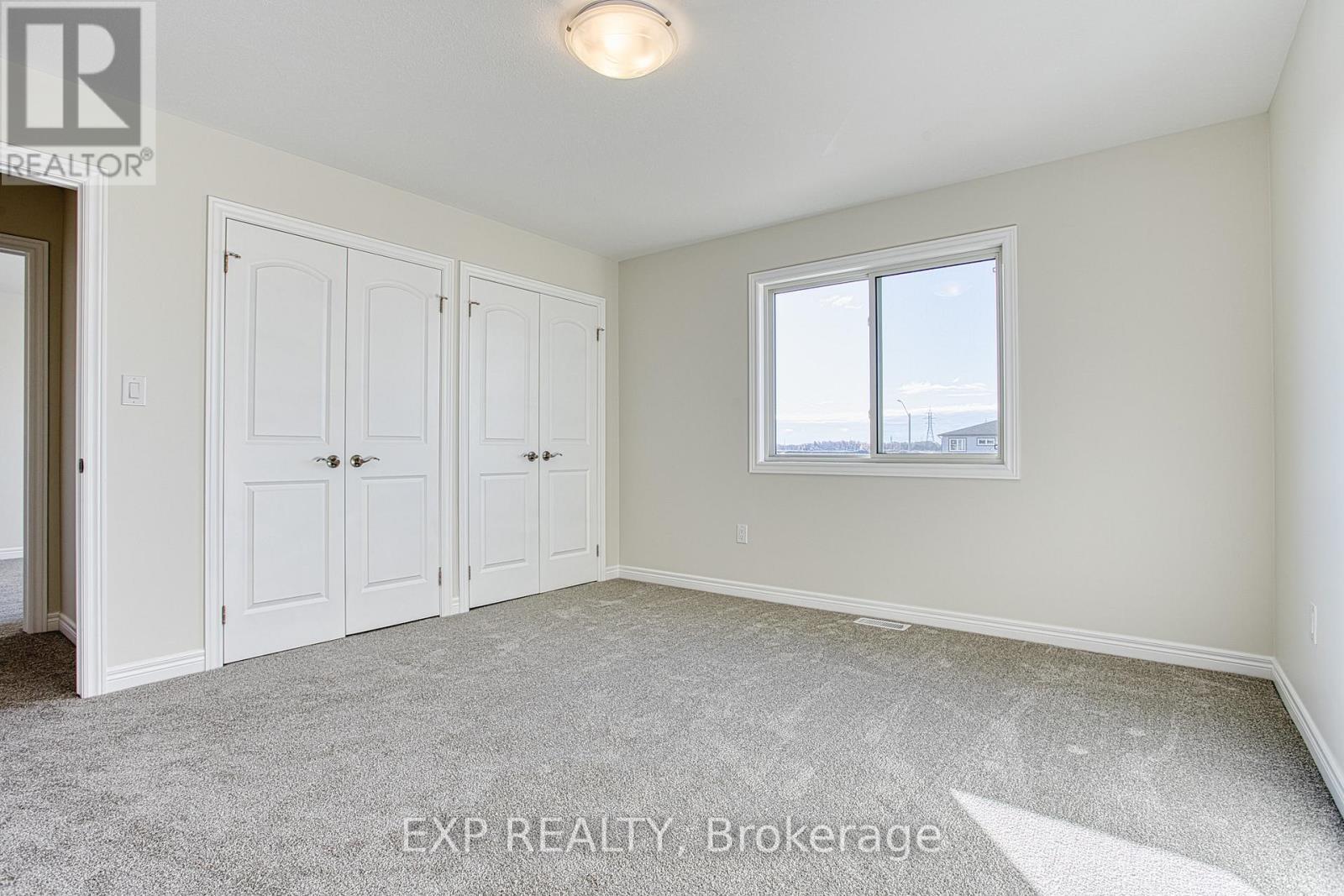 Upper - 20 Elvira Way, Thorold, Ontario  L2V 0M7 - Photo 32 - X12554856