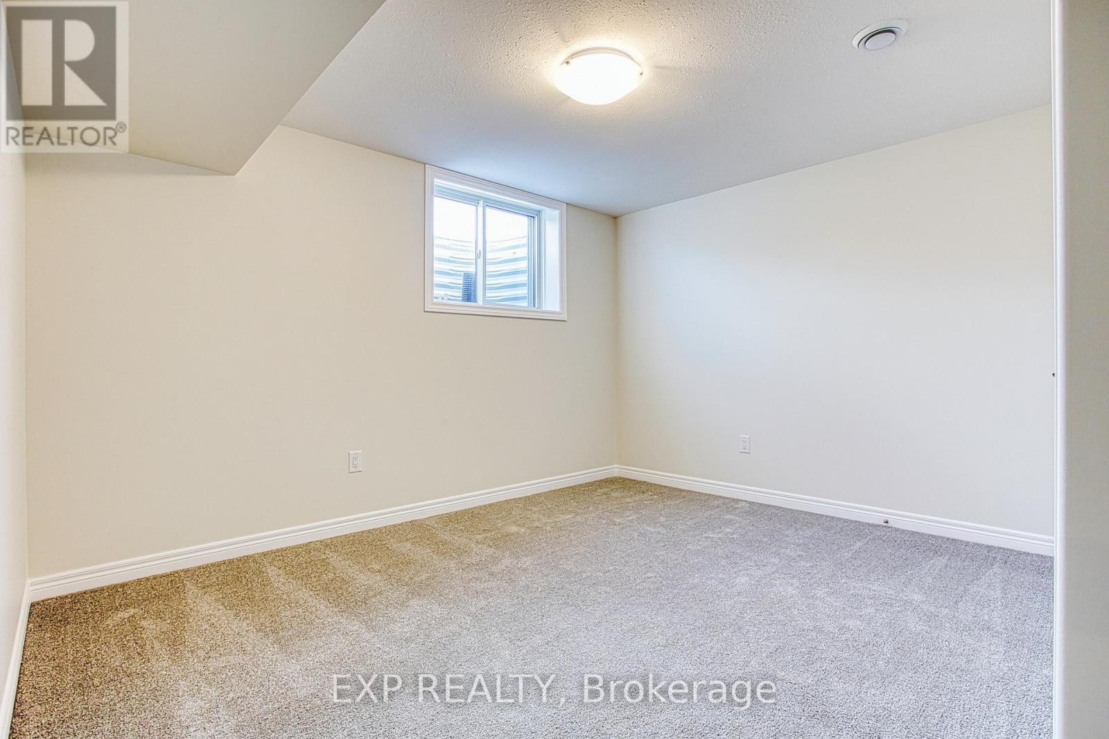 Lower - 20 Elvira Way, Thorold, Ontario  L2V 0M7 - Photo 16 - X12554898