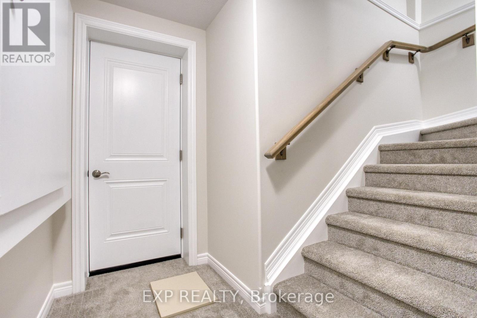 Lower - 20 Elvira Way, Thorold, Ontario  L2V 0M7 - Photo 4 - X12554898