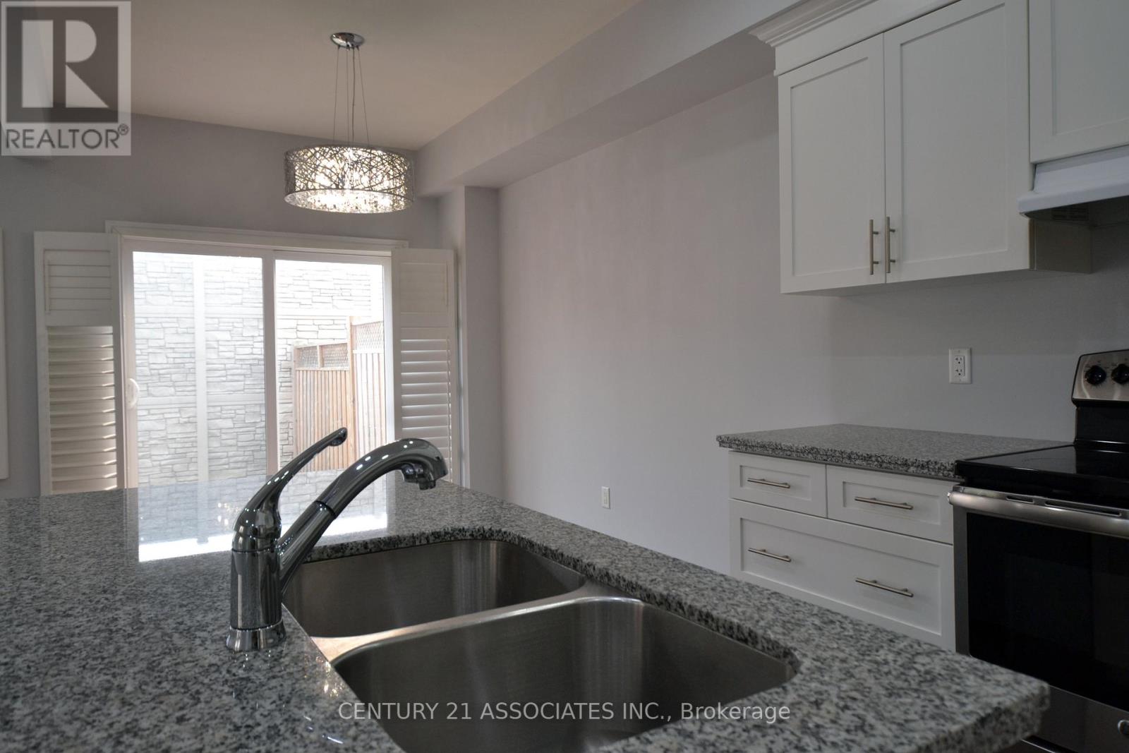 6 - 98 Shoreview Place, Hamilton, Ontario  L8E 0J4 - Photo 15 - X12554950