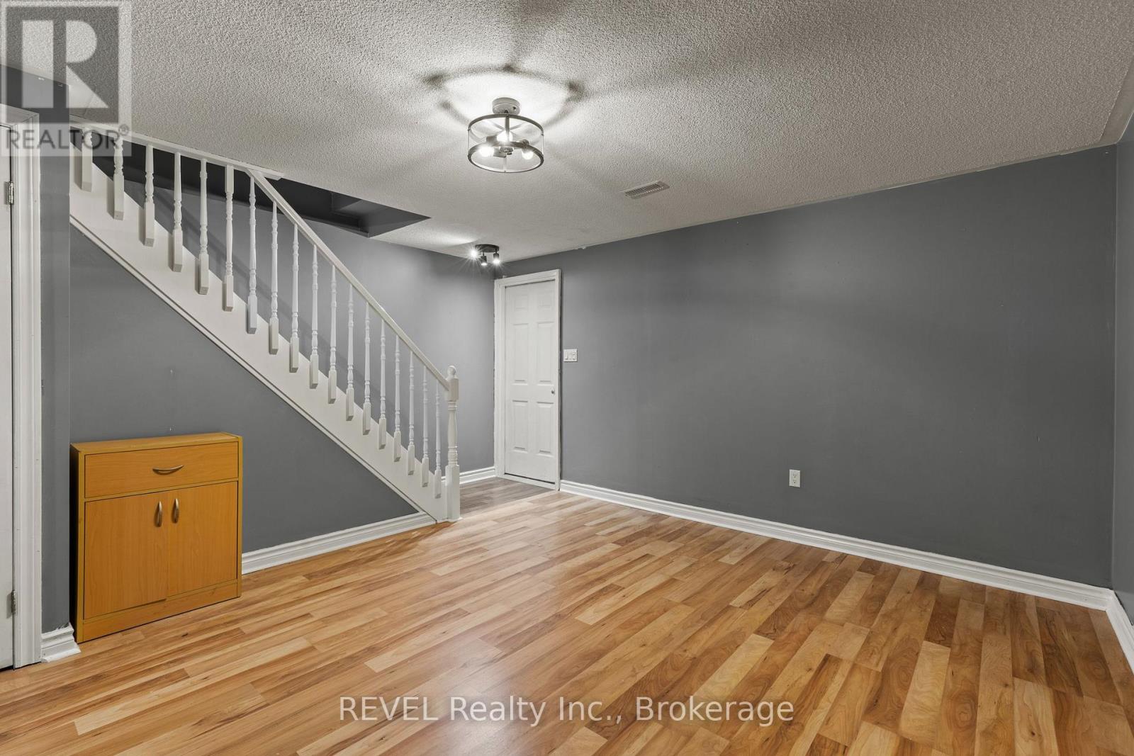 6615 Harper Drive, Niagara Falls, Ontario  L2E 7H7 - Photo 24 - X12555018