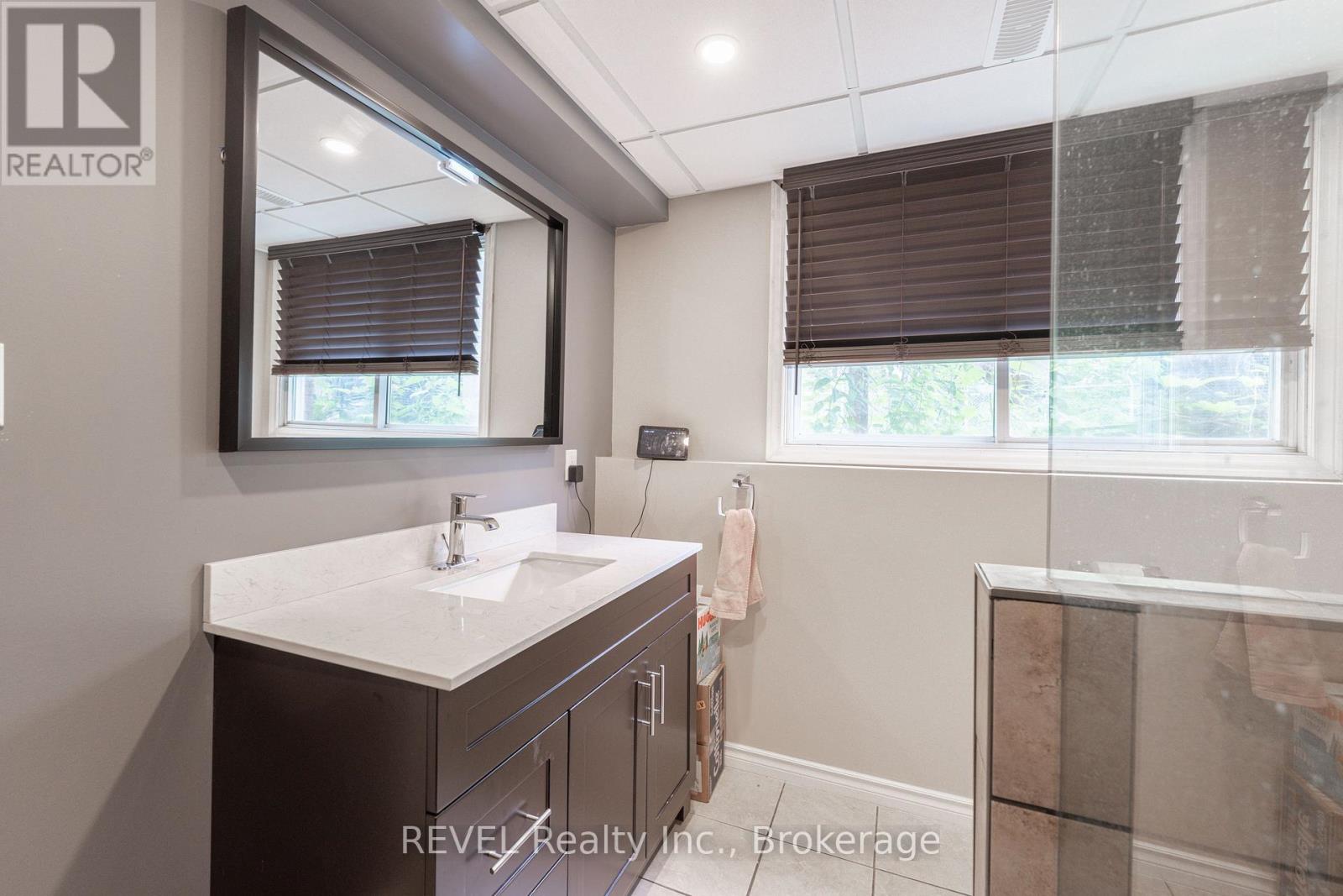 6615 Harper Drive, Niagara Falls, Ontario  L2E 7H7 - Photo 29 - X12555018