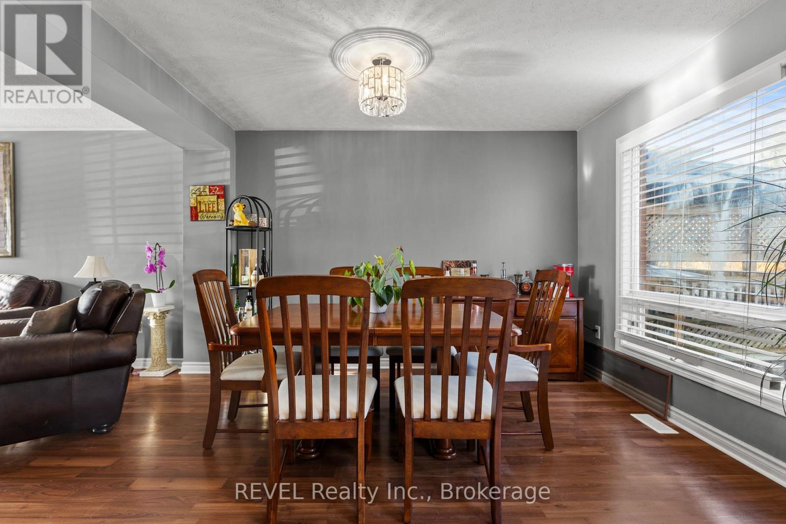 6615 Harper Drive, Niagara Falls, Ontario  L2E 7H7 - Photo 8 - X12555018