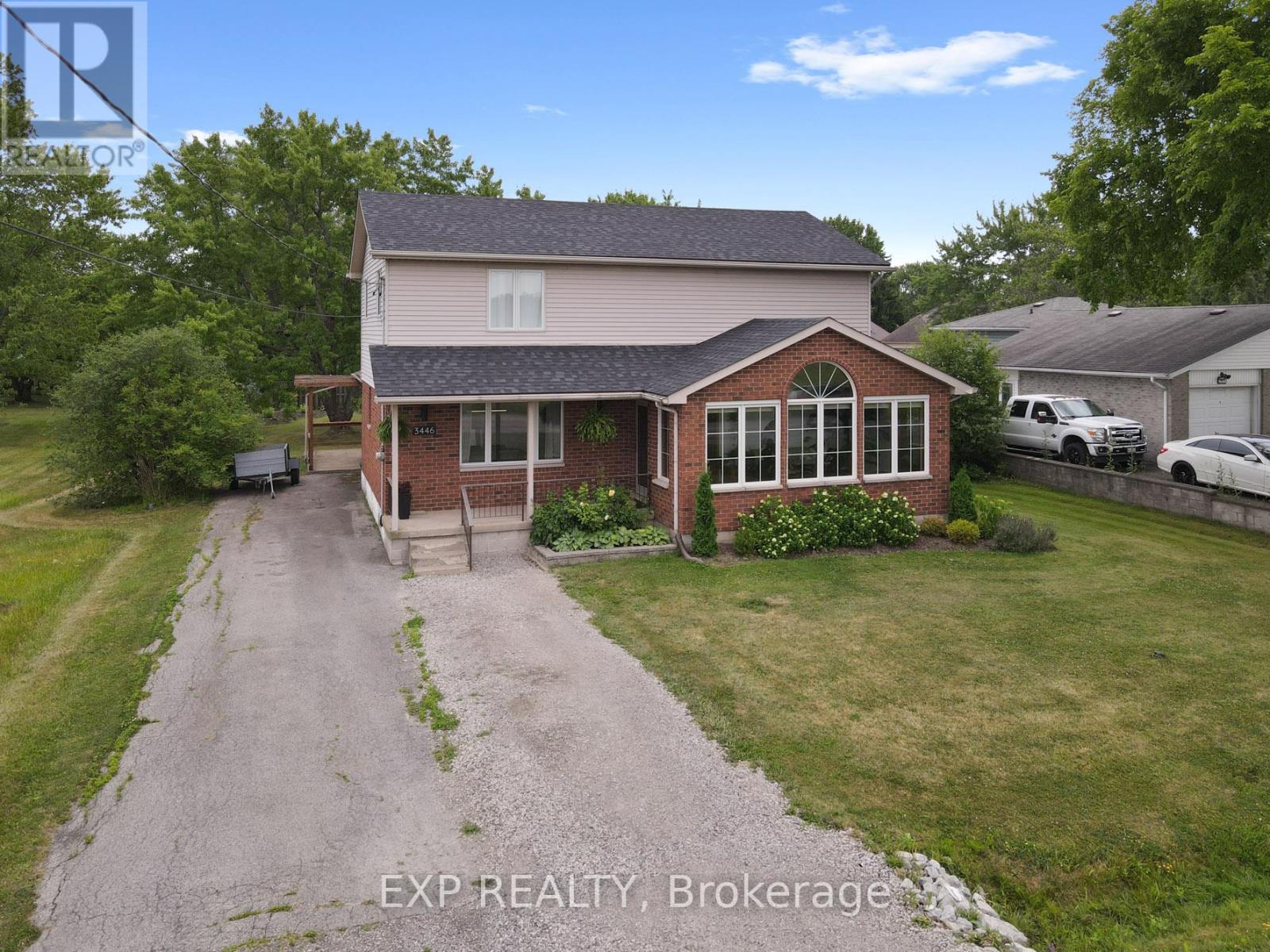 3446 Black Creek Road, Fort Erie, Ontario  L0S 1S0 - Photo 2 - X12555150