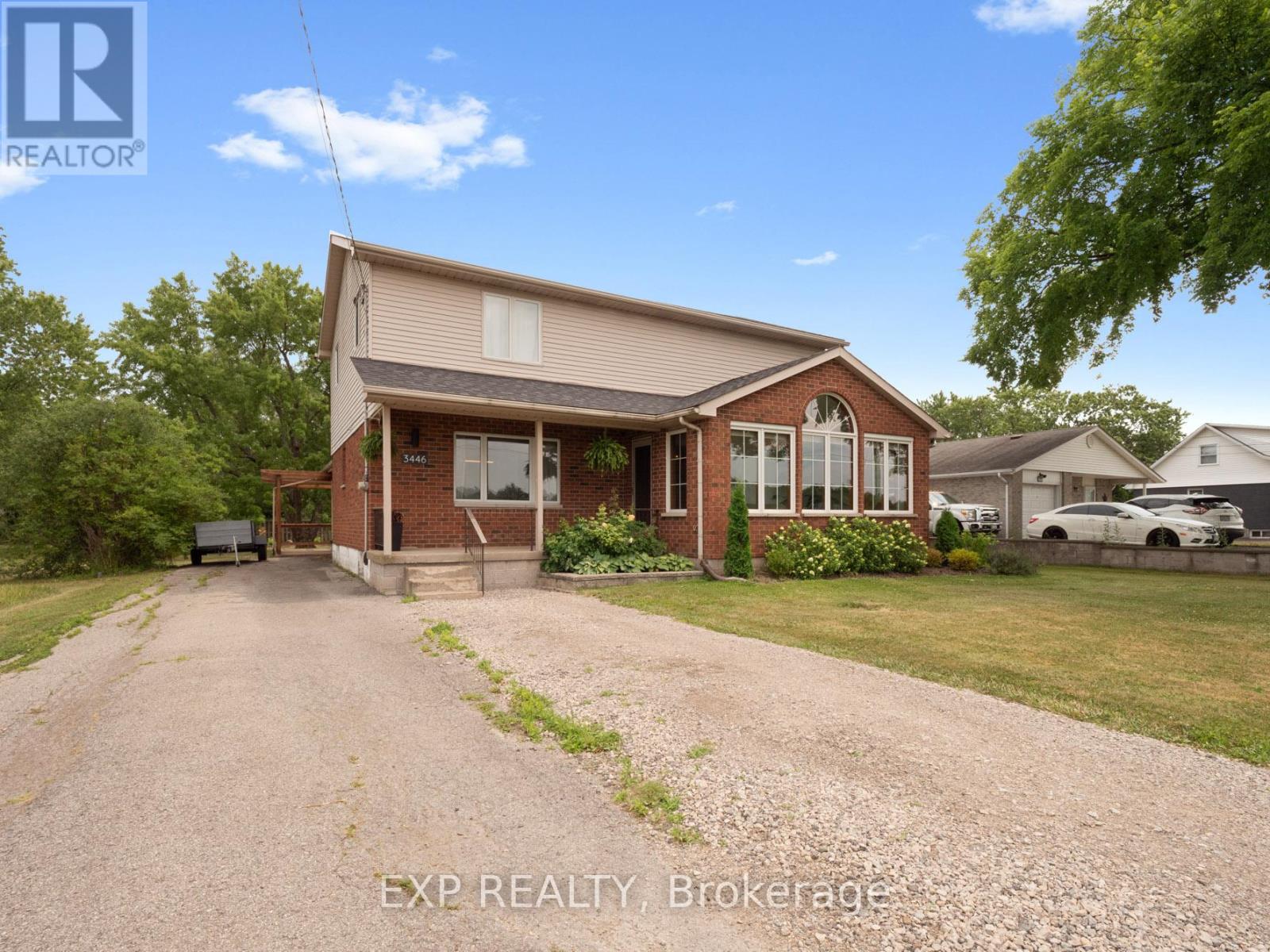 3446 Black Creek Road, Fort Erie, Ontario  L0S 1S0 - Photo 3 - X12555150