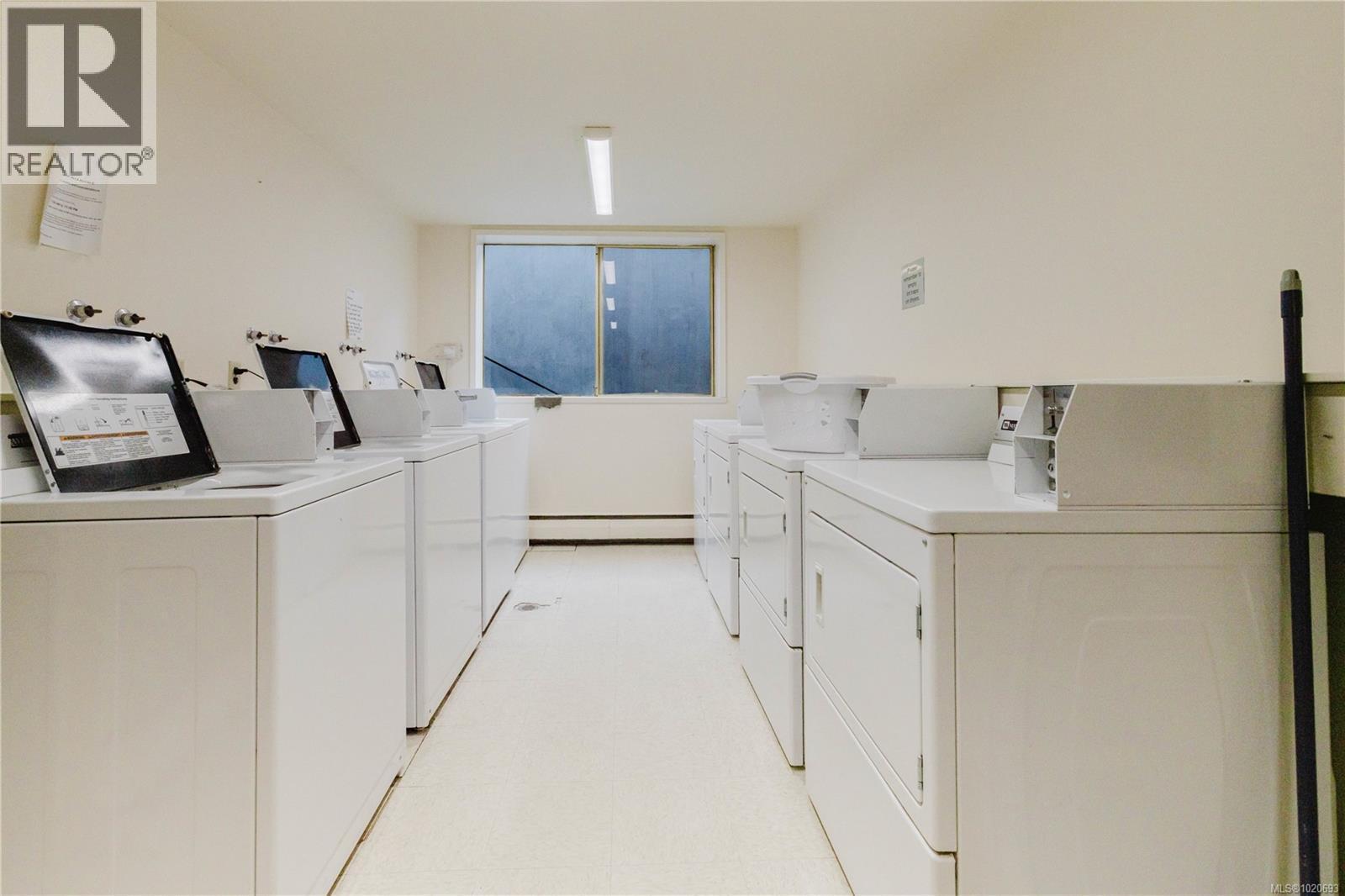 209 964 Heywood Ave, Victoria, British Columbia  V8V 2Y5 - Photo 24 - 1020693