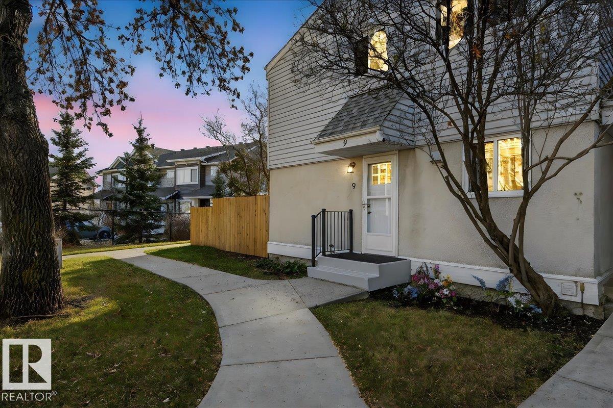 9 Mcleod Pl Nw, Edmonton, Alberta  T5A 3A8 - Photo 2 - E4466054