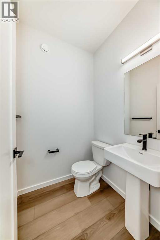 33 Royston Grove Nw, Calgary, Alberta  T3L 0M3 - Photo 15 - A2262825