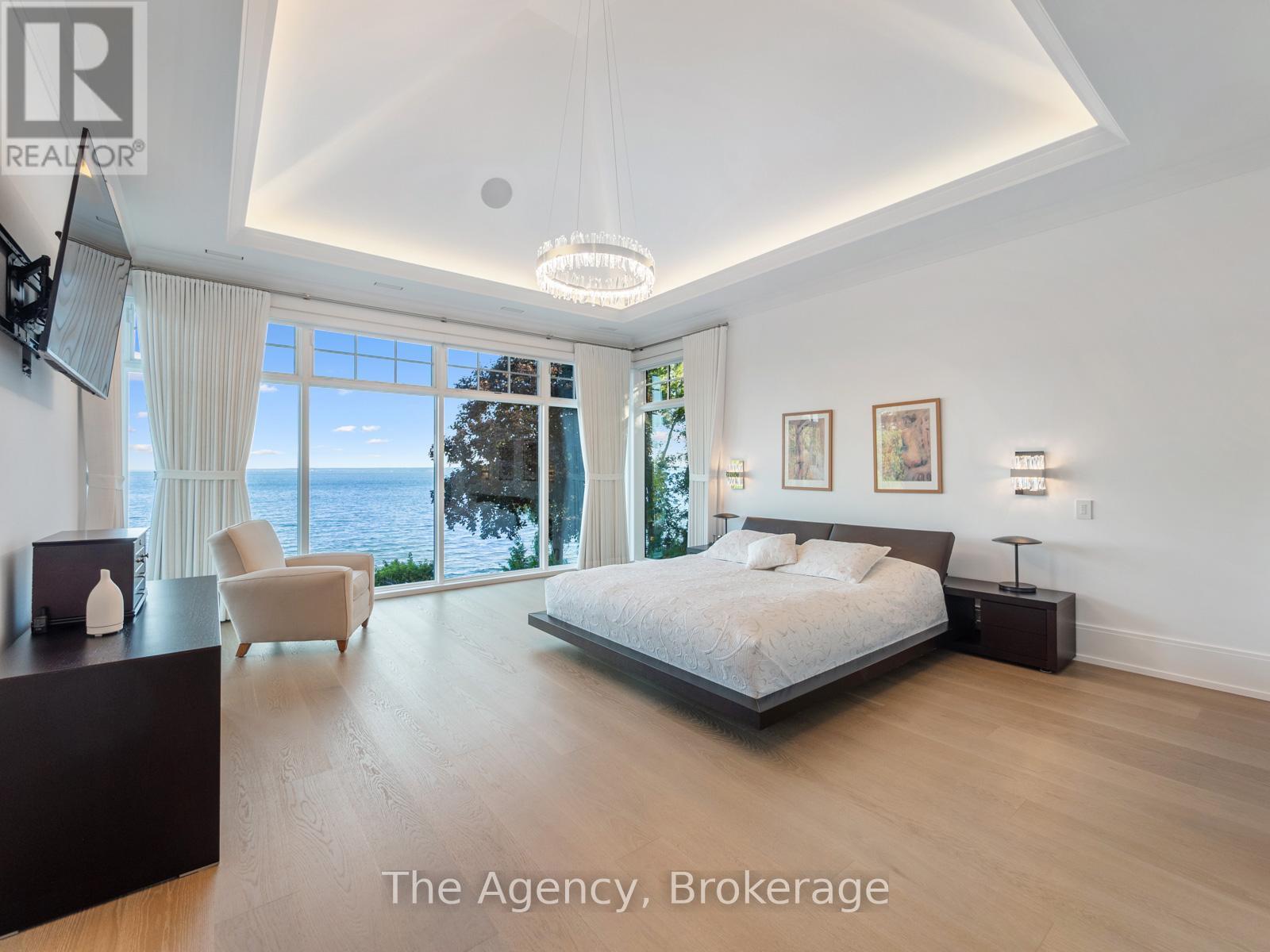 140 Secord Lane, Burlington, Ontario  L7L 2H7 - Photo 22 - W12330371