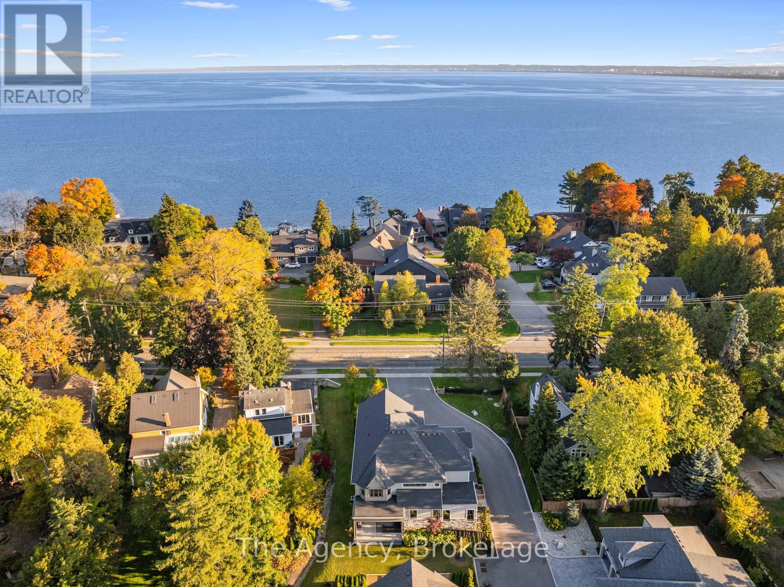 3 - 2265 Lakeshore Road, Burlington, Ontario  L7R 1B1 - Photo 3 - W12375159