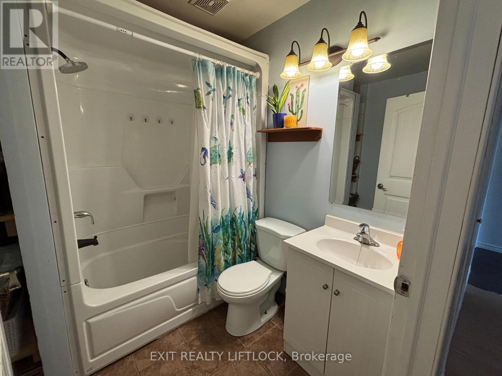 404 Belmont Concession 8, Havelock-Belmont-Methuen, Ontario  K0L 1Z0 - Photo 11 - X12554794