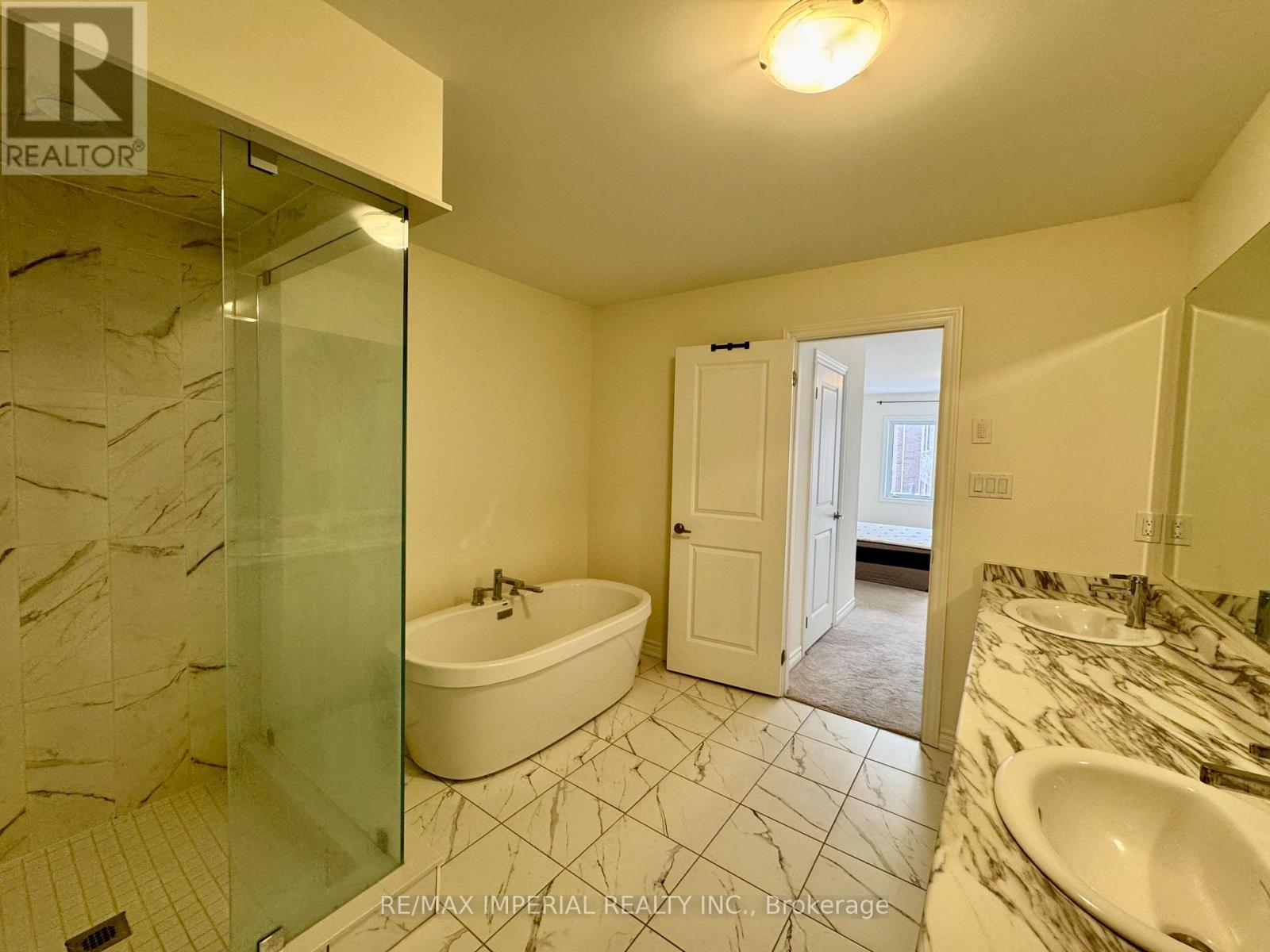 23 Bowline Vista, East Gwillimbury, Ontario  L9N 1K4 - Photo 23 - N12553746