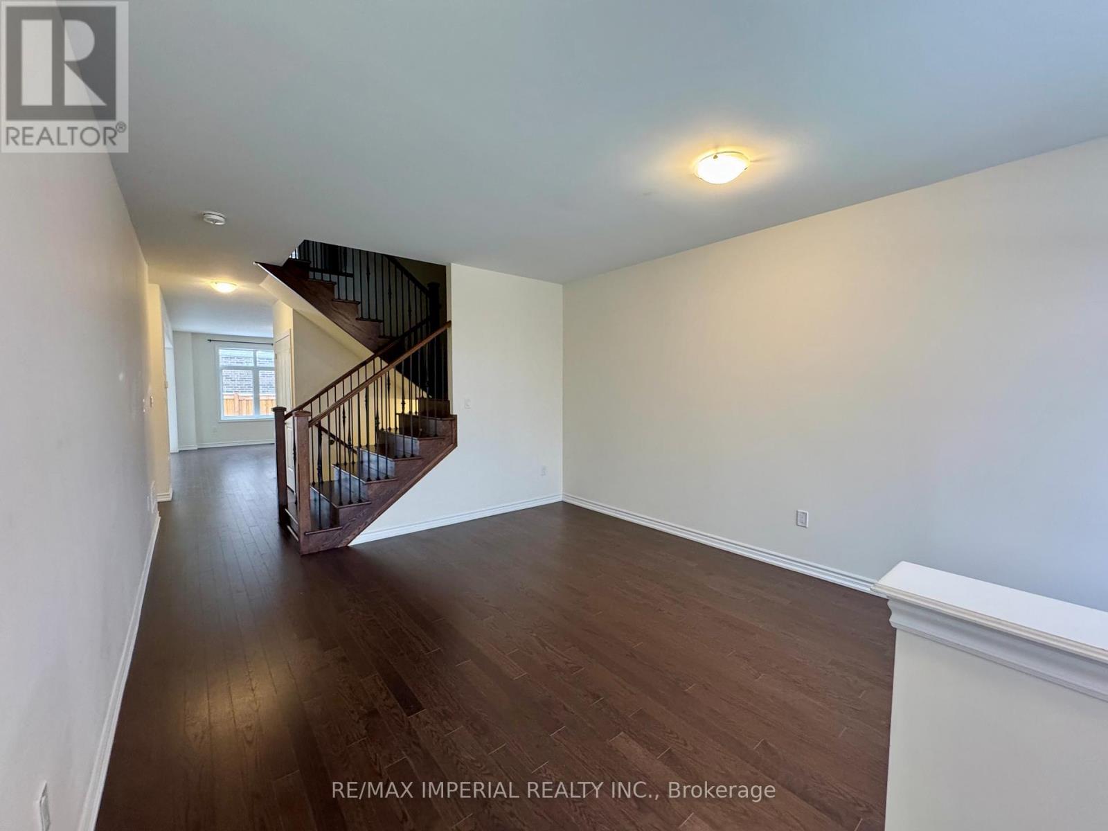 23 Bowline Vista, East Gwillimbury, Ontario  L9N 1K4 - Photo 3 - N12553746