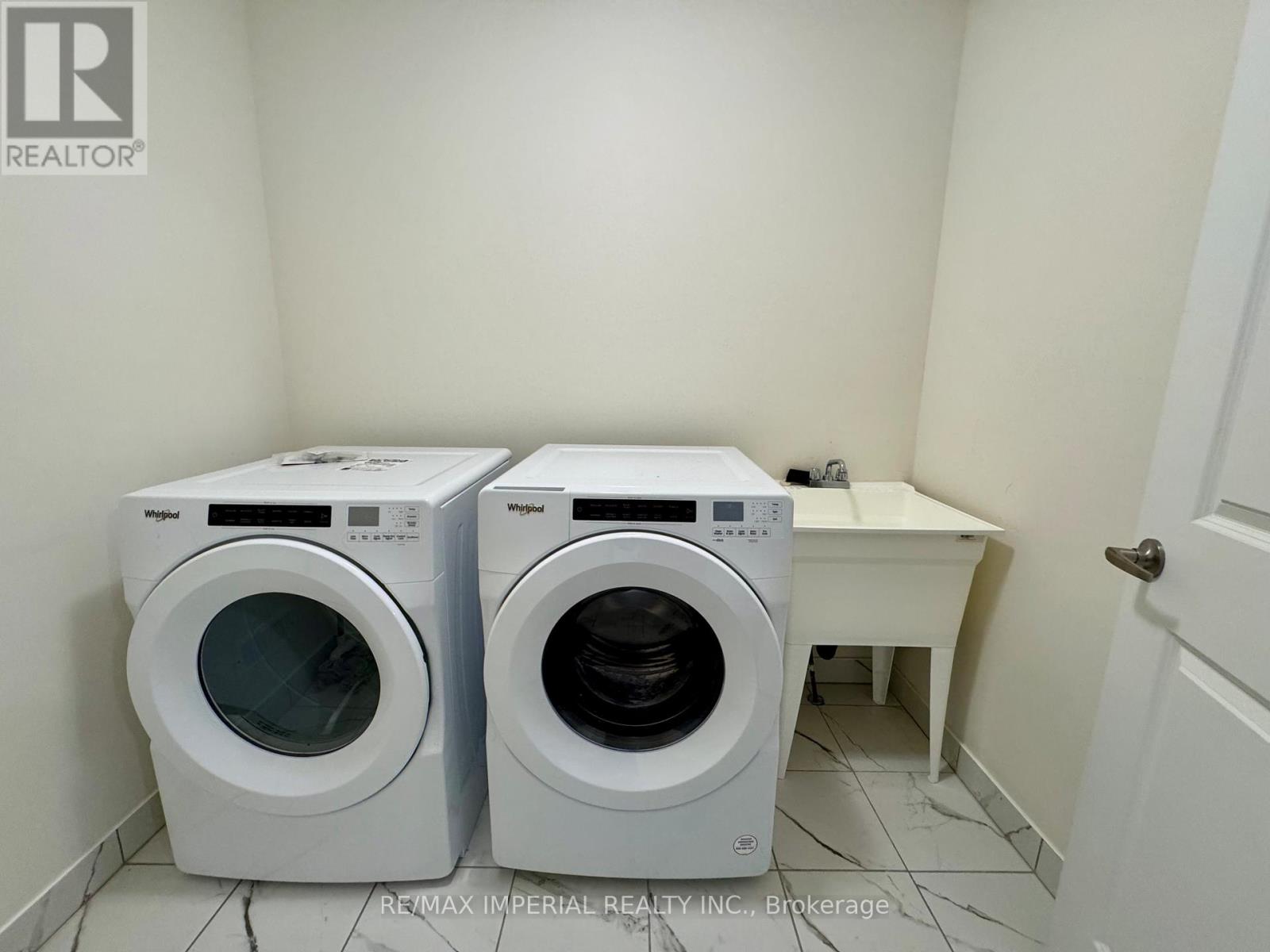 23 Bowline Vista, East Gwillimbury, Ontario  L9N 1K4 - Photo 33 - N12553746