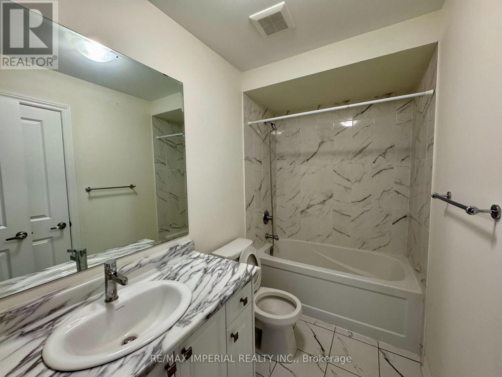 23 Bowline Vista, East Gwillimbury, Ontario  L9N 1K4 - Photo 31 - N12553746