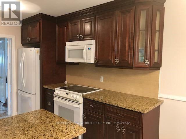 Main - 33 Pheasant Valley Court, Markham, Ontario  L3T 2H2 - Photo 4 - N12553768