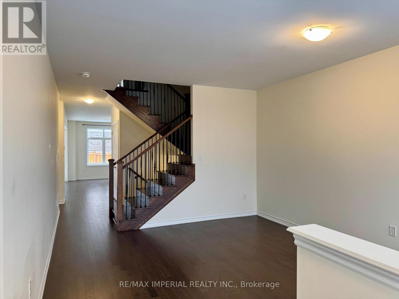 23 Bowline Vista, East Gwillimbury, Ontario  L9N 1K4 - Photo 5 - N12553746