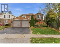 2163 WINDING WAY, Burlington, Ontario