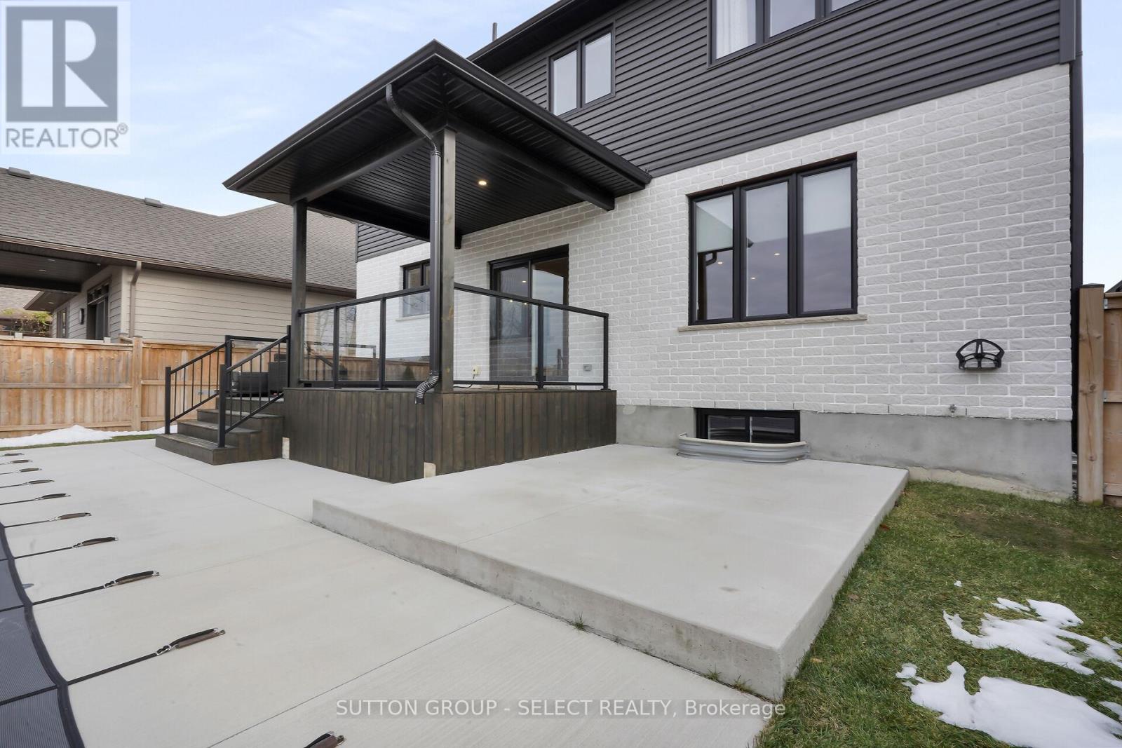 173 Collins Way, Strathroy-Caradoc, Ontario  N7G 0G2 - Photo 43 - X12554888