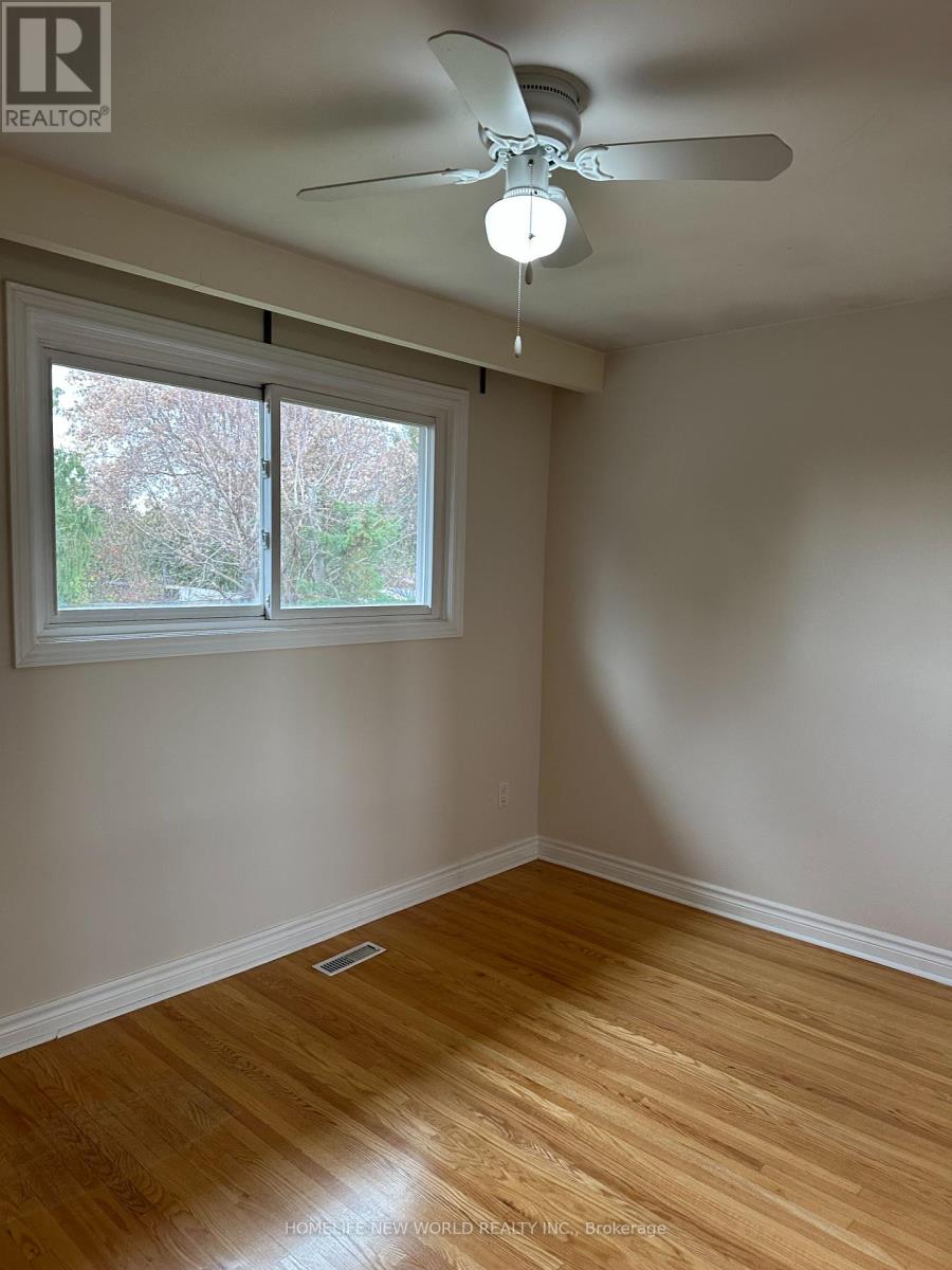 Main - 33 Pheasant Valley Court, Markham, Ontario  L3T 2H2 - Photo 9 - N12553768