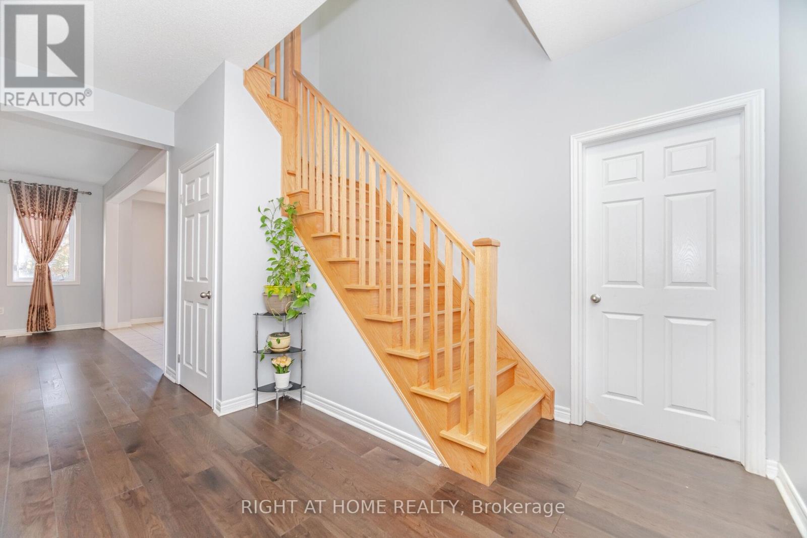 244 Raymond Road, Hamilton, Ontario  L9K 0H5 - Photo 18 - X12553816