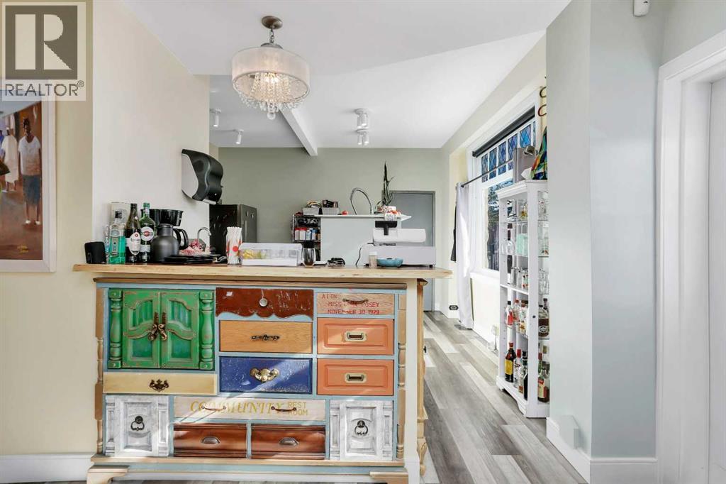 5012 51 Avenue, Ponoka, Alberta  T4J 1R5 - Photo 9 - A2255165