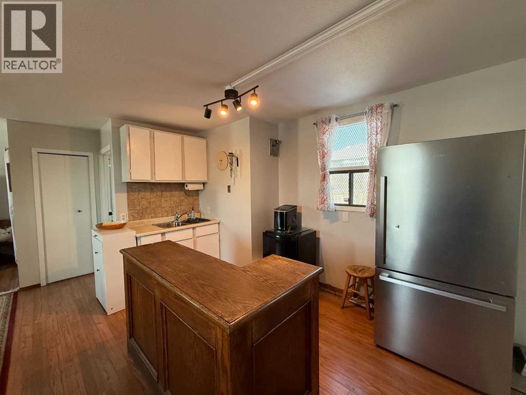 5012 51 Avenue, Ponoka, Alberta  T4J 1R5 - Photo 25 - A2255165