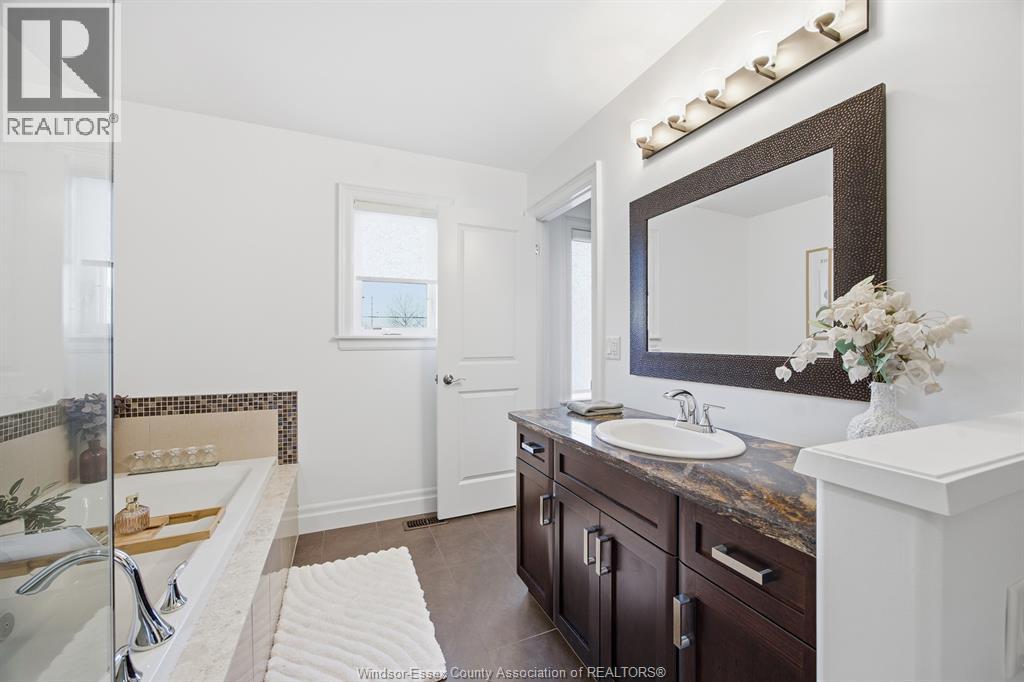 425 Superior, Lasalle, Ontario N9J 3Z5 - Photo 21 - 25028992