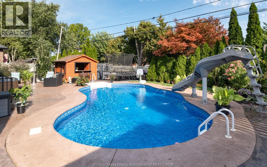 425 Superior, Lasalle, Ontario N9J 3Z5 - Photo 34 - 25028992