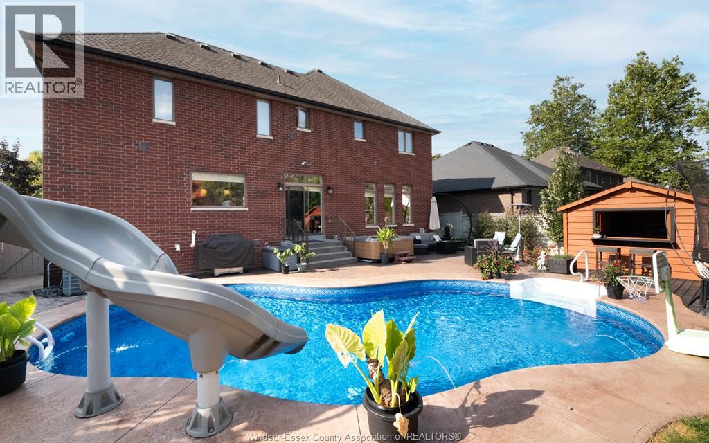 425 Superior, Lasalle, Ontario N9J 3Z5 - Photo 36 - 25028992